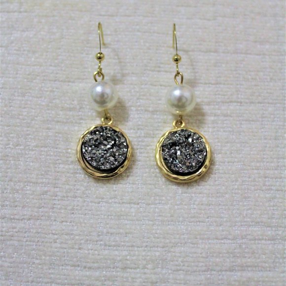 Druzy Necklace, Earrings, Bracelet Set - Picture 4 of 4